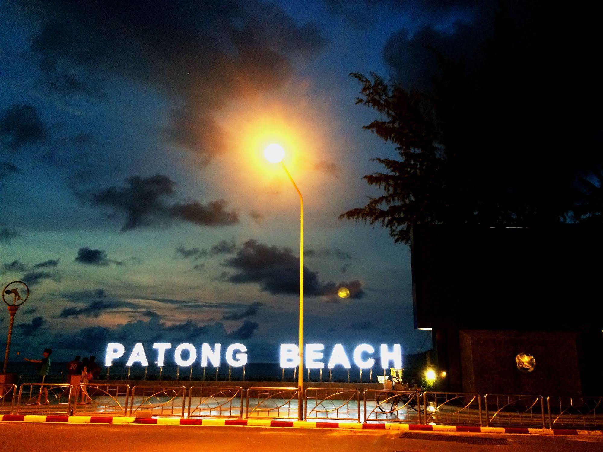 Goldsea Beach Patong Exteriör bild